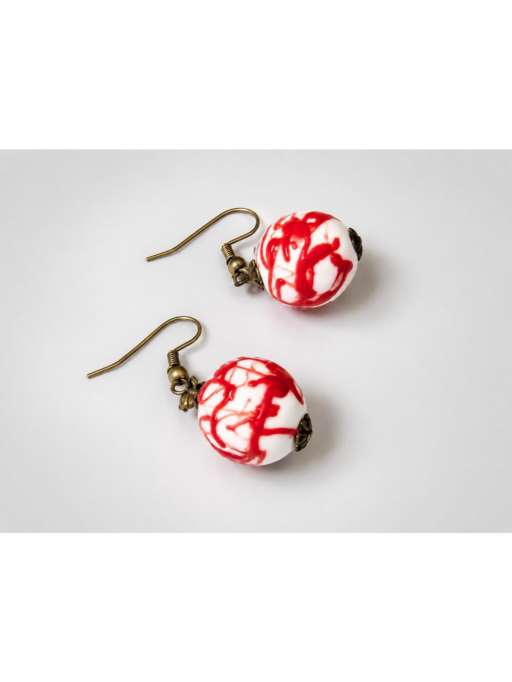 Art Glass Dangle Pierced Earrings Red White Vintage Balls 1.5" Long rp-90